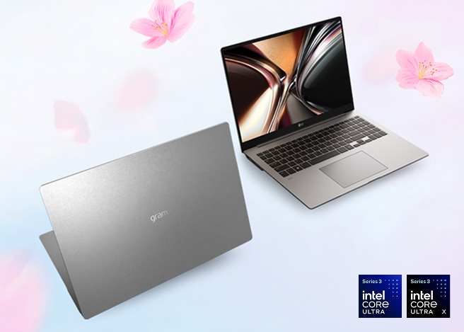 상단에 intel CORE ULTRA 로고가 있으며, 벚꽃 잎이 흩날리는 연보라색 배경에 LG 그램 노트북의 전면과 후면이 나란히 배치된 모습